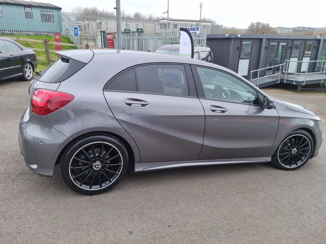 2017 Mercedes-Benz A-CLASS - Photo 4