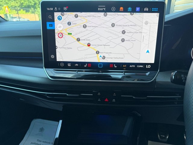 2025 VOLKSWAGEN GOLF 2025 1.5 TSI R-Line Euro 6 (s/s) 5dr - Photo 10