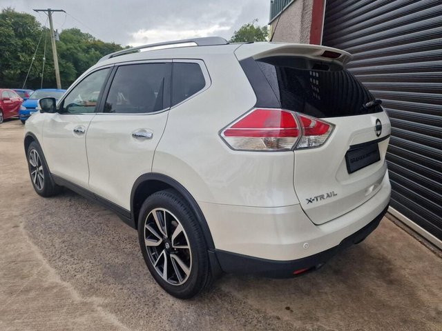 View our NISSAN X-TRAIL