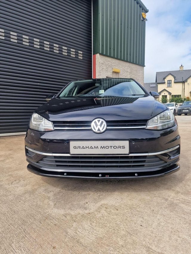 View our VOLKSWAGEN GOLF