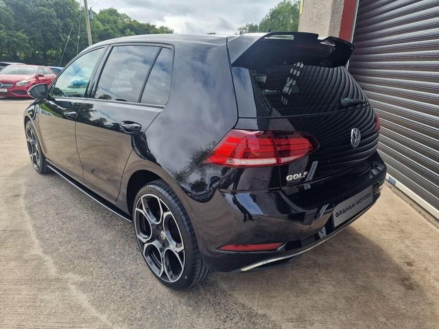 View our VOLKSWAGEN GOLF