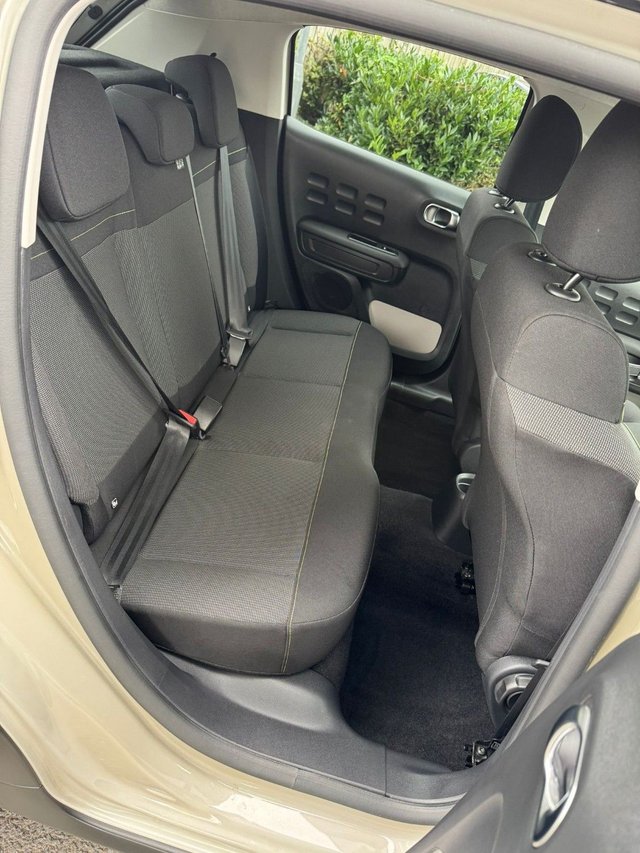 2024 CITROEN C3 1.2 PureTech PLUS Hatchback 5dr Petrol Manual Euro 6 (s/s) (83 ps) - Photo 10