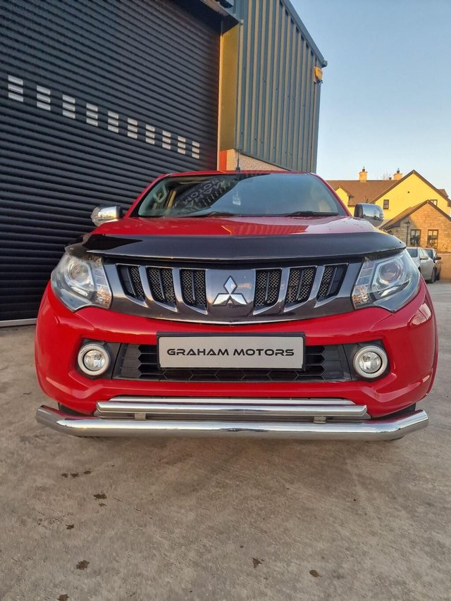 View our MITSUBISHI L200