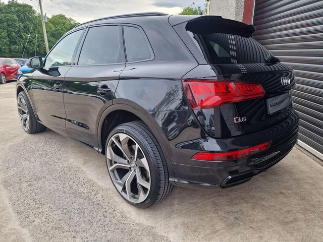 View our AUDI Q5
