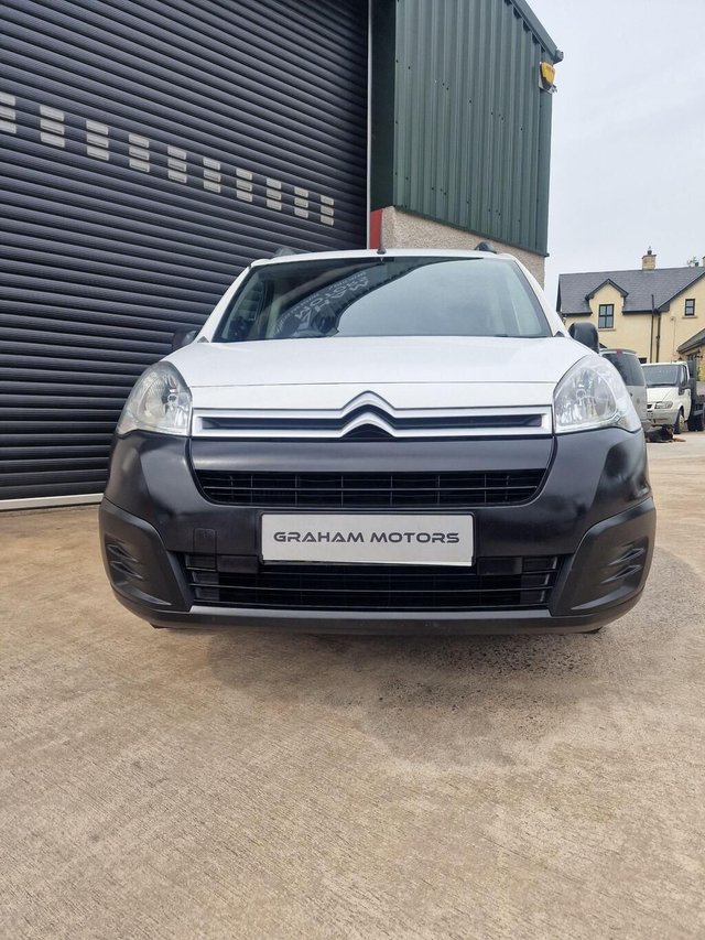 View our CITROEN BERLINGO