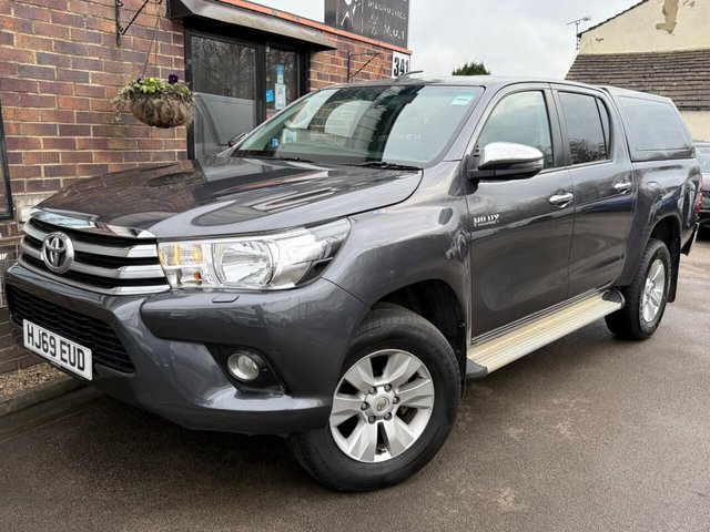 2019 TOYOTA HILUX - Photo 4
