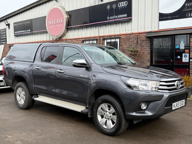 2019 TOYOTA HILUX - Photo 8