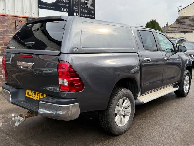 2019 TOYOTA HILUX - Photo 5