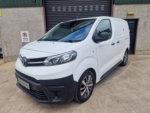 View our TOYOTA PROACE