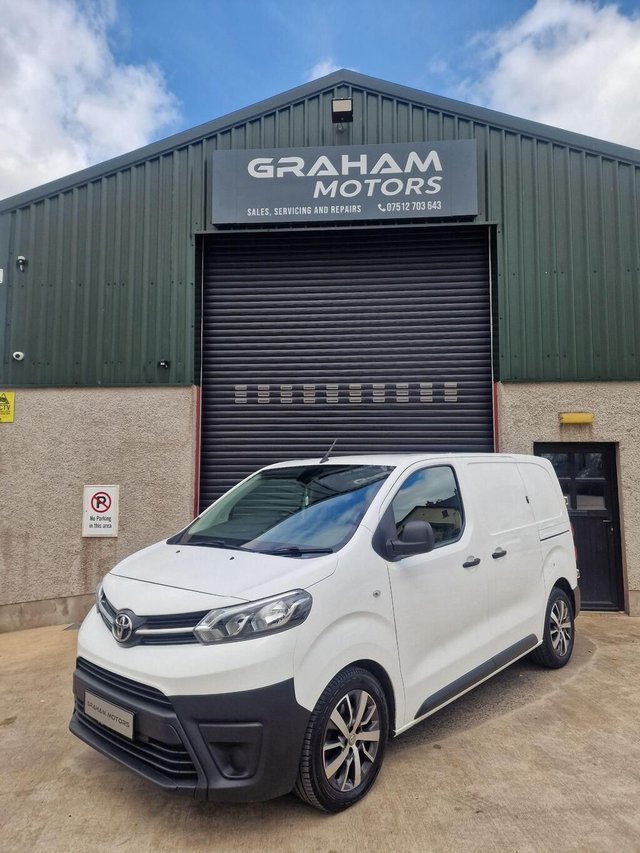 View our TOYOTA PROACE