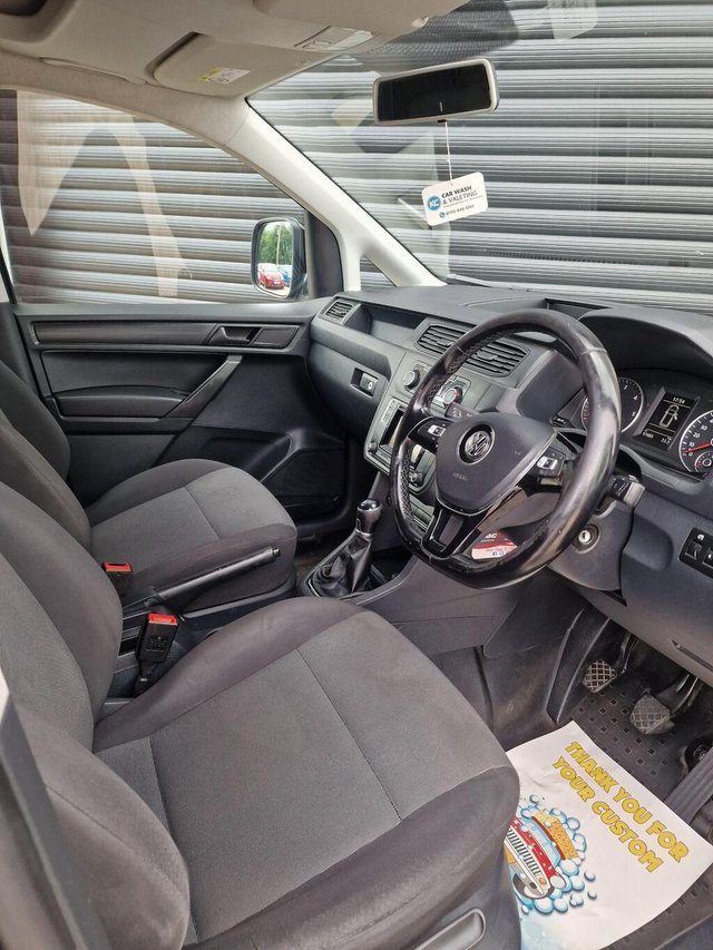 View our VOLKSWAGEN CADDY