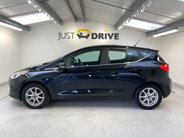 2018 Ford Fiesta 1.1L Zetec 5dr - Photo 2