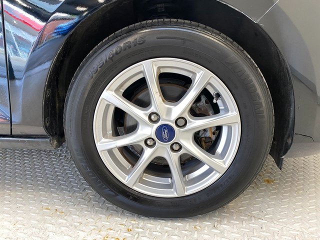 2018 Ford Fiesta 1.1L Zetec 5dr - Photo 9