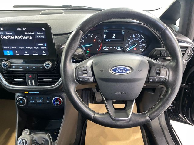 2018 Ford Fiesta 1.1L Zetec 5dr - Photo 12