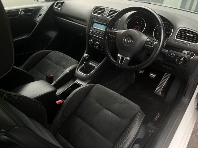 2014 VOLKSWAGEN GOLF - Photo 5