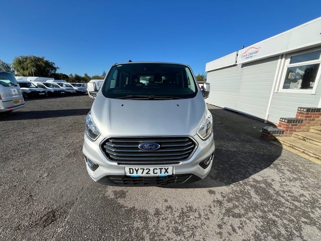 2022 Ford Tourneo Custom 2L Titanium 5dr - Photo 2