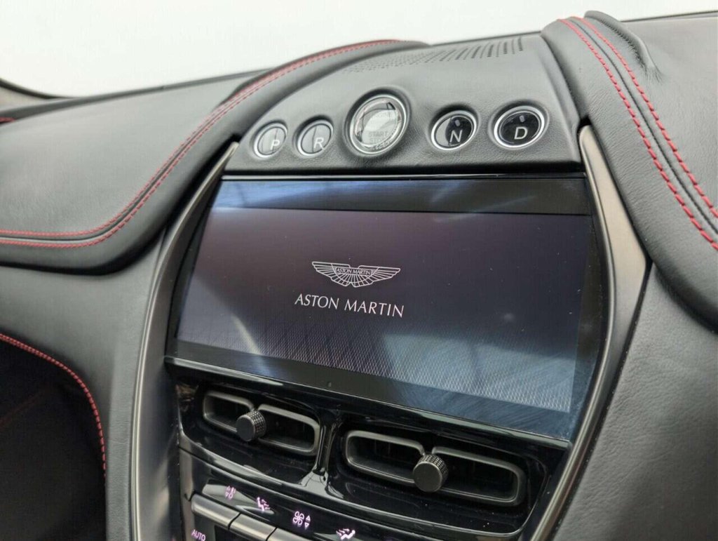Used 2020 70 ASTON MARTIN DBX 4.0 V8 SUV 5dr Petrol Auto 4WD Euro 6 (s/s) (550 ps) - PARKING CAMERA + HEATED SEATS CLICK & COLLECT/HOME DELIVERY
