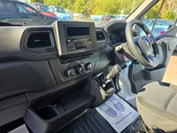 USED 2021 21 RENAULT TRUCKS MASTER 2.3 L-2  H-2 F/W/D KLUBB K26 CPL CHERRY PICKER 13.6 WORKING HEIGHT FULLY MAINTAINED AIRCON, DAB , BLUETOOTH, FULL INTERNAL FITTINGS PLEASE NOTE FINAL PRICE PLUS VAT @20% CHOICE O60 BOOM ROTATION, 1BASKET CAP/OUTREACH  120KG  A FRAME STABILISERS, 36000 MILES F/S/H DIRECT FROM A LARGE LEASE C 2