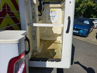 USED 2021 21 RENAULT TRUCKS MASTER 2.3 L-2  H-2 F/W/D KLUBB K26 CPL CHERRY PICKER 13.6 WORKING HEIGHT FULLY MAINTAINED AIRCON, DAB , BLUETOOTH, FULL INTERNAL FITTINGS PLEASE NOTE FINAL PRICE PLUS VAT @20% CHOICE O60 BOOM ROTATION, 1BASKET CAP/OUTREACH  120KG  A FRAME STABILISERS, 36000 MILES F/S/H DIRECT FROM A LARGE LEASE C 2