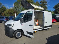 USED 2021 21 RENAULT TRUCKS MASTER 2.3 L-2  H-2 F/W/D KLUBB K26 CPL CHERRY PICKER 13.6 WORKING HEIGHT FULLY MAINTAINED AIRCON, DAB , BLUETOOTH, FULL INTERNAL FITTINGS PLEASE NOTE FINAL PRICE PLUS VAT @20% CHOICE O60 BOOM ROTATION, 1BASKET CAP/OUTREACH  120KG  A FRAME STABILISERS, 36000 MILES F/S/H DIRECT FROM A LARGE LEASE C 2