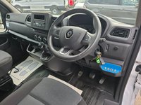 USED 2021 21 RENAULT TRUCKS MASTER 2.3 L-2  H-2 F/W/D KLUBB K26 CPL CHERRY PICKER, FULLY MAINTAINED AKINIRCON, DAB, BLUETOOTH, FULL INTERNAL FITTINGS PLEASE NOTE FINAL PRICE PLUS VAT @20% CHOICE O60 BOOM ROTATION, 1 BASKET CAP/OUTREACH  120KG  A FRAME STABILISERS, 36000 MILES F/S/H  cherry picker-cherry picker"""