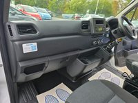 USED 2021 21 RENAULT TRUCKS MASTER 2.3 L-2  H-2 F/W/D KLUBB K26 CPL CHERRY PICKER, FULLY MAINTAINED AKINIRCON, DAB, BLUETOOTH, FULL INTERNAL FITTINGS PLEASE NOTE FINAL PRICE PLUS VAT @20% CHOICE O60 BOOM ROTATION, 1 BASKET CAP/OUTREACH  120KG  A FRAME STABILISERS, 36000 MILES F/S/H  cherry picker-cherry picker"""
