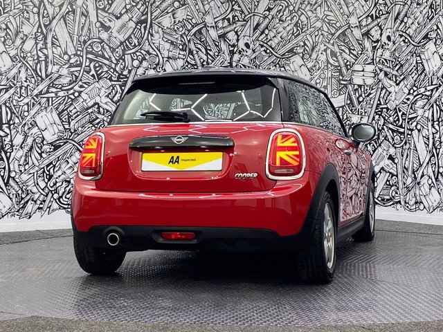 2020 MINI Hatch 1.5L Cooper Classic 3dr - Photo 11