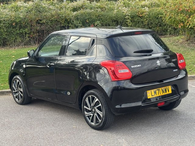 2021 SUZUKI SWIFT - Photo 3