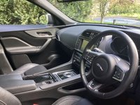 USED 2017 66 JAGUAR F-PACE 2.0 D180 R-Sport SUV 5dr Diesel Auto AWD Euro 6 (s/s) (180 ps) *HEATED LEATHER SEATS-SAT NAV-BLUETOOTH-CRUISE CTRL*