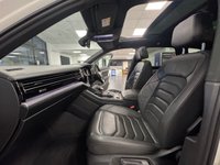 USED 2019 68 VOLKSWAGEN TOUAREG 3.0 TDI V6 R-Line SUV 5dr Diesel Tiptronic 4Motion Euro 6 (s/s) (286 ps) FSH/MASSIVE SPEC/PANO ROOF