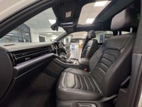 USED 2019 68 VOLKSWAGEN TOUAREG 3.0 TDI V6 R-Line SUV 5dr Diesel Tiptronic 4Motion Euro 6 (s/s) (286 ps) FINANCE AVAILABLE + PX WELCOME FSH/MASSIVE SPEC/PANO ROOF