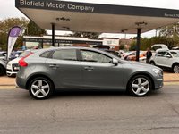 USED 2018 68 VOLVO V40 2.0 D3 R-Design Nav Plus Hatchback 5dr Diesel Manual Euro 6 (s/s) (150 ps) GREAT SPEC