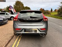USED 2018 68 VOLVO V40 2.0 D3 R-Design Nav Plus Hatchback 5dr Diesel Manual Euro 6 (s/s) (150 ps) GREAT SPEC