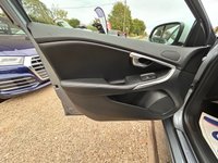 USED 2018 68 VOLVO V40 2.0 D3 R-Design Nav Plus Hatchback 5dr Diesel Manual Euro 6 (s/s) (150 ps) GREAT SPEC
