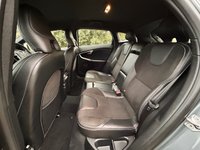 USED 2018 68 VOLVO V40 2.0 D3 R-Design Nav Plus Hatchback 5dr Diesel Manual Euro 6 (s/s) (150 ps) GREAT SPEC