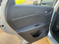 USED 2020 20 RENAULT CAPTUR 1.5 Blue dCi Iconic SUV 5dr Diesel Manual Euro 6 (s/s) (95 ps) 2 OWNERS FROM NEW* SAT NAV* PARKING SENSORS* CRUISE CONTROL* ELECTRIC HANDBRAKE* LANE / SPEED / BRAKE / COLLISION ASSIST* AUTO START / STOP* 6 SPEED* ECO MODE* AIR CON* BLUETOOTH PHONE AND AUDIO* DAB