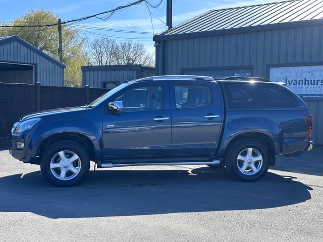 2017 ISUZU D-MAX - Photo 9