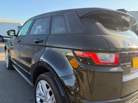 USED 2018 18 LAND ROVER RANGE ROVER EVOQUE 2.0 TD4 HSE Dynamic SUV 5dr Diesel Auto 4WD Euro 6 (s/s) (180 ps) A STUNNING EXAMPLE FINISHED IN FACTORY BLACK PAINT+ONLY 1 FORMER KEEPER+SERVICE HISTORY+4 WHEEL DRIVE+DIESEL+AUTOMATIC+ULEZ COMPLIANT+REVERSE CAMERA+DAB DIGITAL RADIO+AUTO CLIMATE+DUAL ZONE CLIMATE+HEATED SEATS+MEDIA CONNECTIVITY+FULL LEATHER INTERIOR+FULL PANORAMIC GLASS ROOF+SATELLITE NAVIGATION+PARK ASSIST+AIR CONDITIONING+CLIMATE CONTROL+ALLOY WHEELS+BLUETOOTH CONNECTIVITY+FULL RANGE OF FINANCE OPTIONS AVAILABLE+READY TO DRIVE AWAY TODAY+NOT TO BE MISSED!!!!!!!!!!!!!!!!!!!!!!!!!!!!!!!!!!!!!!