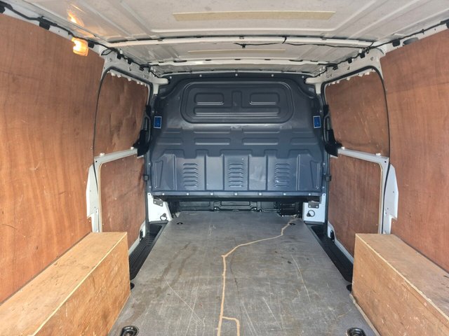 2021 Mercedes-Benz Vito 1.7L Progressive 5dr - Photo 9