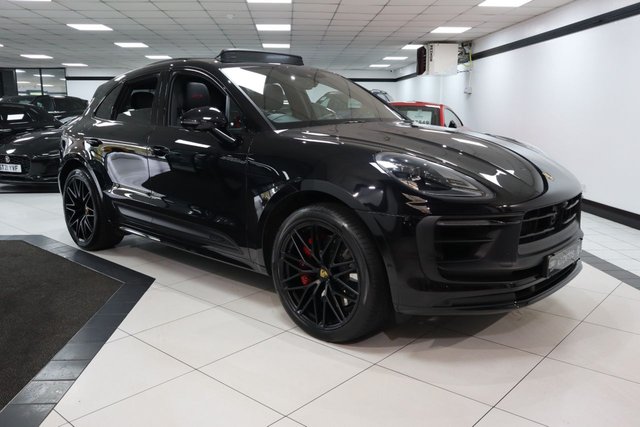 View our PORSCHE MACAN