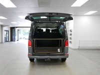 USED 2024 74 VOLKSWAGEN TRANSPORTER T30 2.0 TDI 150 BHP SWB HIGHLINE NAV KOMBI 5 SEATER ( NO VAT ! ) 2 OWNERS | 5 SEATS | SAT NAV | NO VAT !