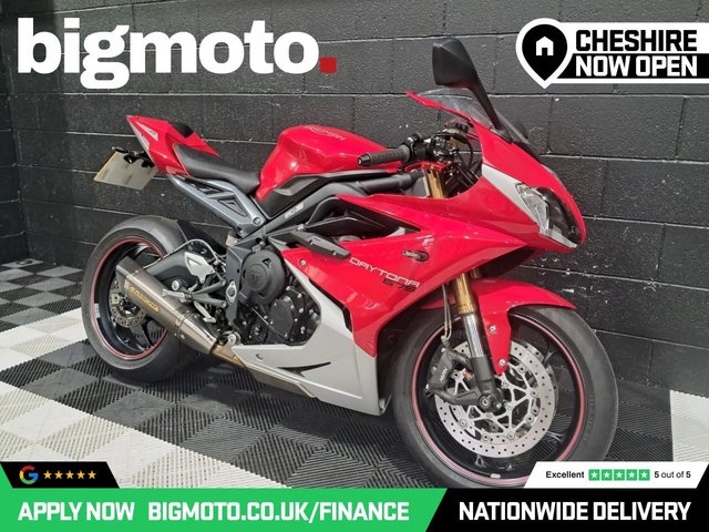 View our TRIUMPH DAYTONA 675
