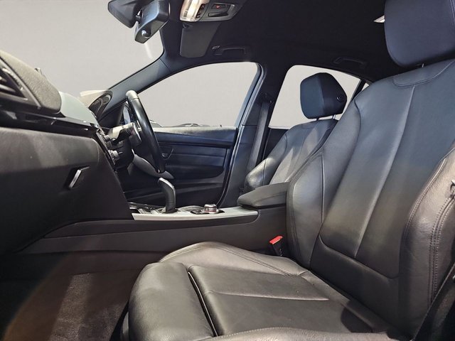 2017 BMW 3 Series 3L M Sport 4dr - Photo 10