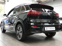 USED 2020 70 KIA NIRO 64kWh 4 SUV 5dr Electric Auto (201 bhp) SAT NAV CARPLAY LEATHER CAMERA HEATED SEATS PARKING SENSORS 1 OWNER SERVICE HISTORY WARRANTY