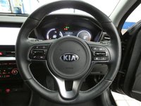 USED 2020 70 KIA NIRO 64kWh 4 SUV 5dr Electric Auto (201 bhp) SAT NAV CARPLAY LEATHER CAMERA HEATED SEATS PARKING SENSORS 1 OWNER SERVICE HISTORY WARRANTY