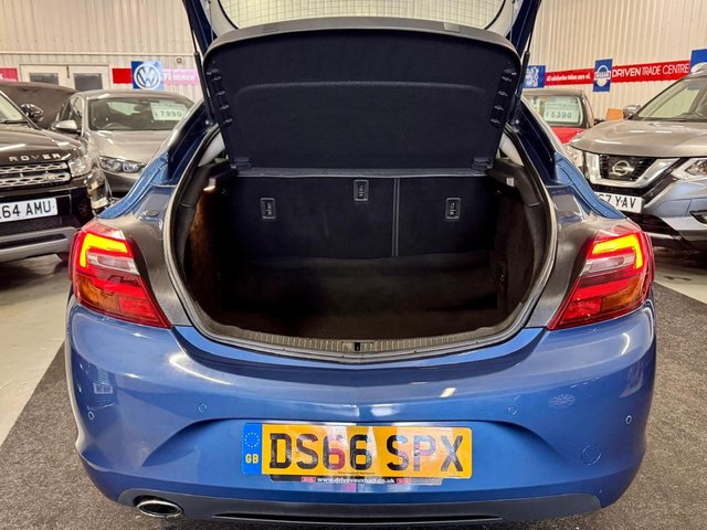 2016 VAUXHALL INSIGNIA 2.0 CDTi ecoFLEX Tech Line Hatchback 5dr Diesel Manual Euro 6 (s/s) (170 ps) - Photo 6