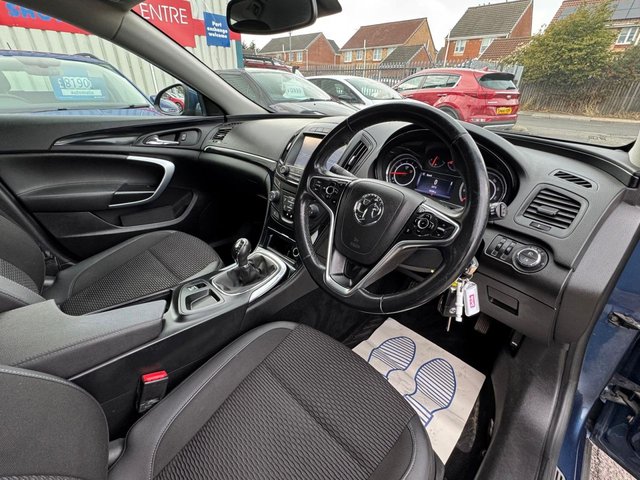 2016 VAUXHALL INSIGNIA 2.0 CDTi ecoFLEX Tech Line Hatchback 5dr Diesel Manual Euro 6 (s/s) (170 ps) - Photo 11