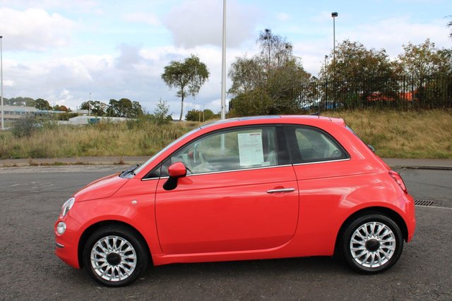 2018 FIAT 500 2018 1.2 Lounge 2018,Glass roof,Bluetooth,DAB,Cruise,Parking Sensors,F.S.H,Ulez Compliant - Photo 2