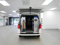 USED 2021 21 VOLKSWAGEN TRANSPORTER T28 2.0 TDI 150 BMT SWB HIGHLINE DSG AUTO ( TAILGATE + RACKING ! ) 1 OWNER | DSG AUTO | 150 BHP | TAILGATE