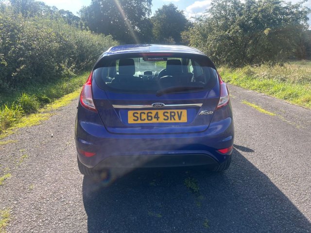 2015 Ford Fiesta 1.3L Zetec 3dr - Photo 5
